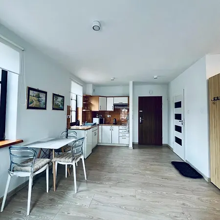 Perla Mazur Przy Promenadzie * Mikołajki